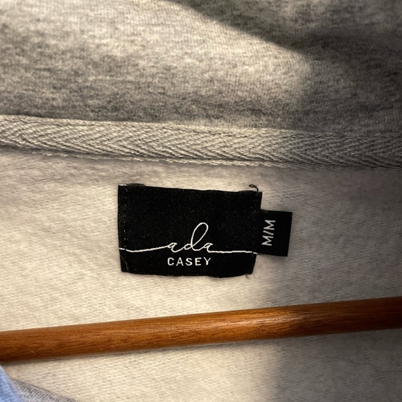 Ada Casey Pullover Grey Hoodie Size Medium - Picture 8 of 9